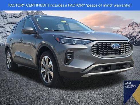 Used 2025 Ford Escape Platinum AWD/4WD image 1