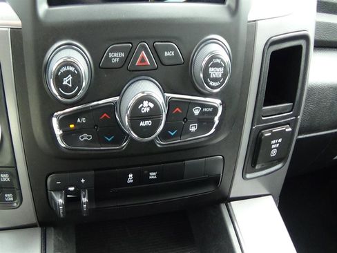 Certified 2023 RAM 1500 Classic SLT w/ Trailer & Traction Group image 29