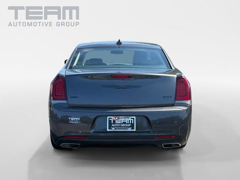 Certified 2022 Chrysler 300 Touring L w/ Popular Equipment Group AWD/4WD image 6