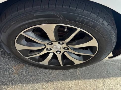 Used 2016 Acura TLX FWD image 8