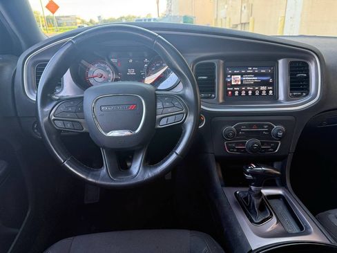 Used 2020 Dodge Charger SXT w/ Blacktop Package RWD image 16