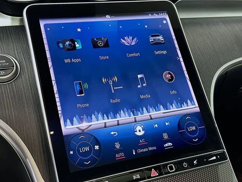 Used 2022 Mercedes-Benz C 300 C 300 image 17