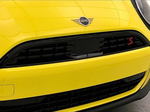 Certified 2025 MINI Cooper S image 29