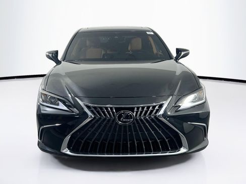 Used 2025 Lexus ES 350 w/ Premium Package image 2