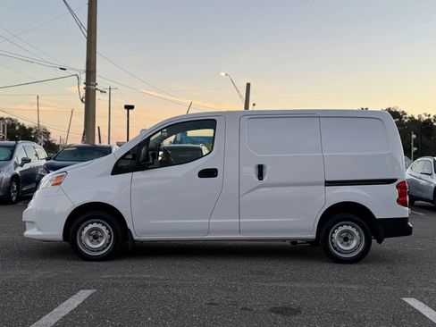 Used 2020 Nissan NV200 S w/ Back Door Glass Package image 4