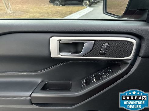 Used 2020 Ford Explorer XLT w/ Equipment Group 202A image 15