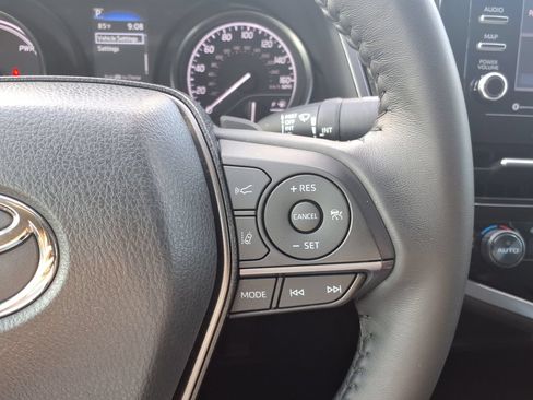 Used 2024 Toyota Camry SE FWD image 24