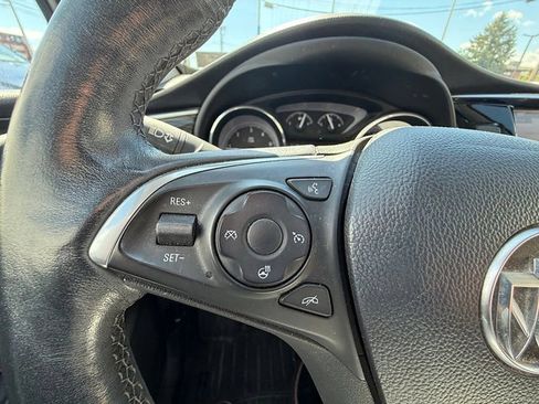 Used 2019 Buick Envision Essence AWD/4WD image 32