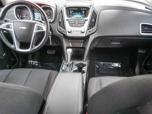 Used 2015 Chevrolet Equinox LT image 14