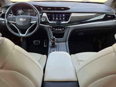 Used 2020 Cadillac XT6 Sport AWD/4WD image 16