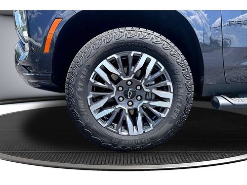 Used 2026 Chevrolet Tahoe Z71 AWD/4WD image 50