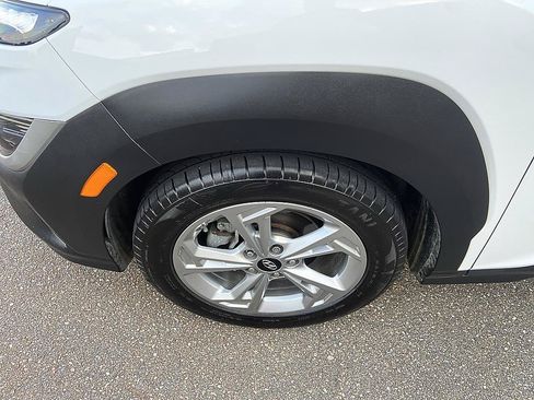 Used 2023 Hyundai Kona SEL w/ Cargo Package FWD image 8