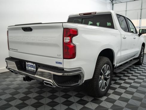 New 2026 Chevrolet Silverado 1500 LT w/ Z71 Off-Road Package AWD/4WD image 7