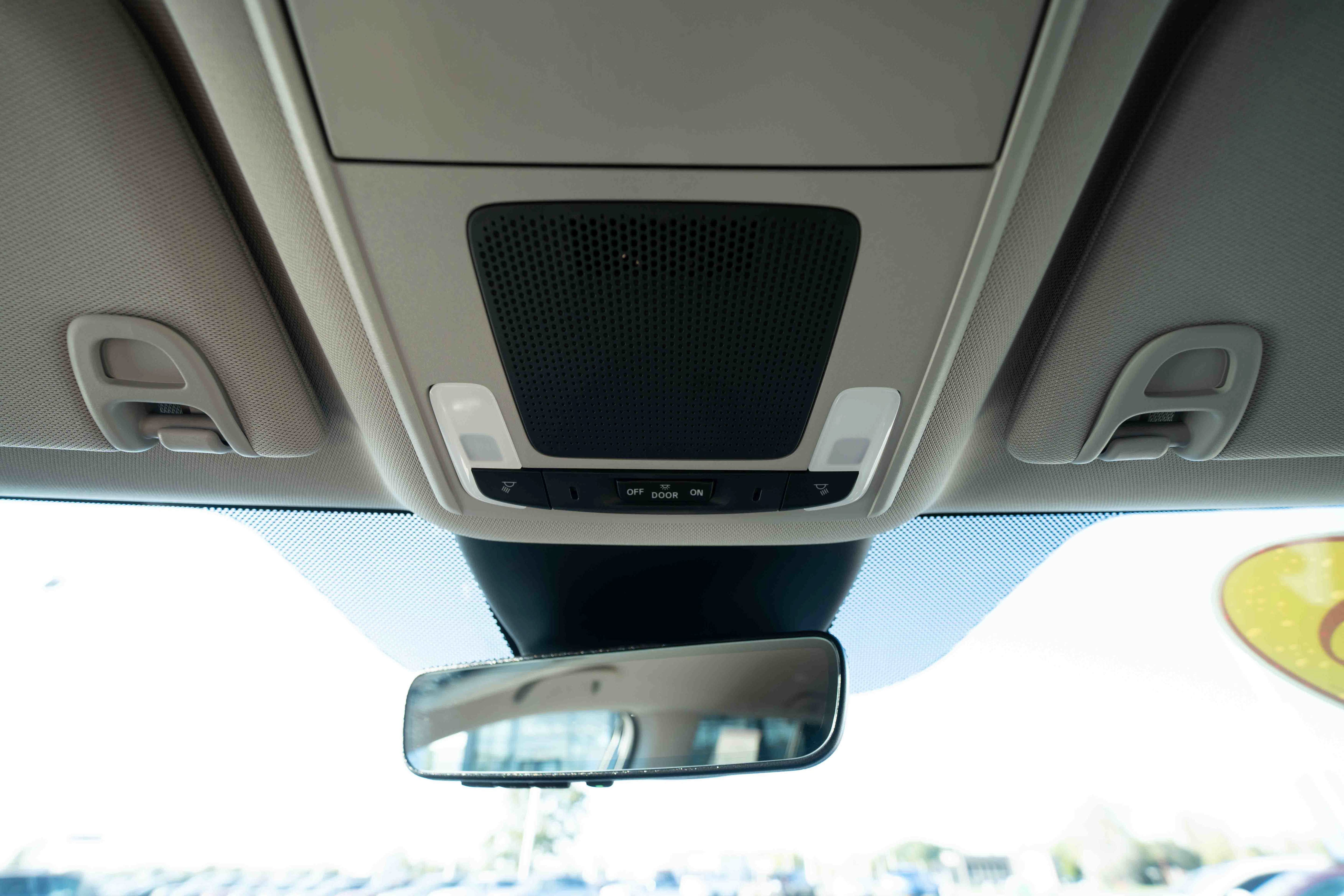 Used 2025 Honda Pilot EX-L image 18