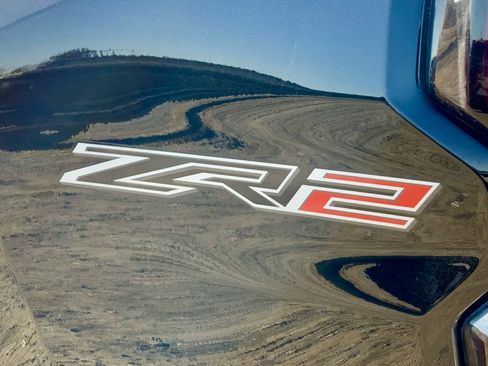 Certified 2025 Chevrolet Colorado ZR2 w/ Midnight Edition image 21