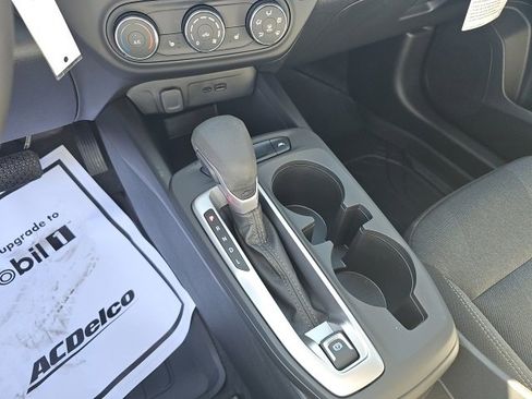 New 2026 Chevrolet Trax LS w/ LS Convenience Package image 38