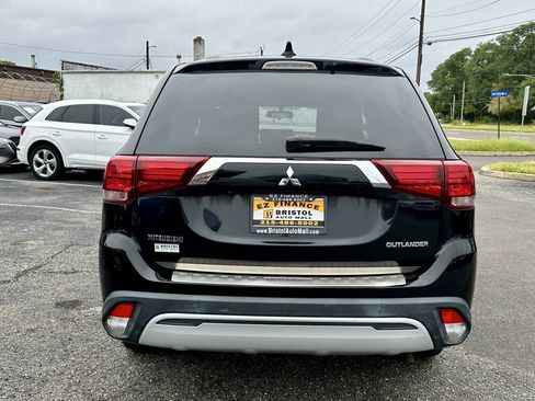 Used 2019 Mitsubishi Outlander ES FWD image 6