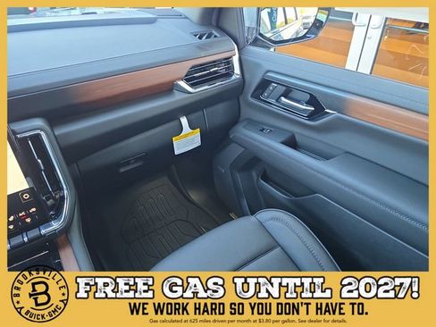 New 2026 GMC Yukon XL Denali w/ Sun & Power Step Package AWD/4WD image 14