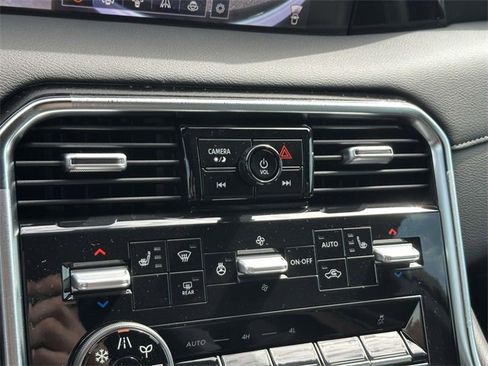 New 2025 Nissan Armada SL w/ Convenience Package image 21