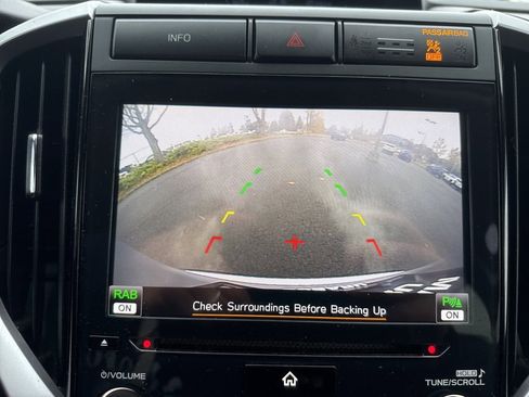 Used 2021 Subaru Ascent Premium w/ Convenience Package image 43