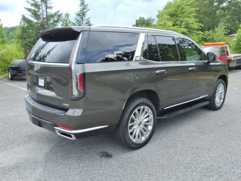 Certified 2021 Cadillac Escalade Premium Luxury AWD/4WD image 5