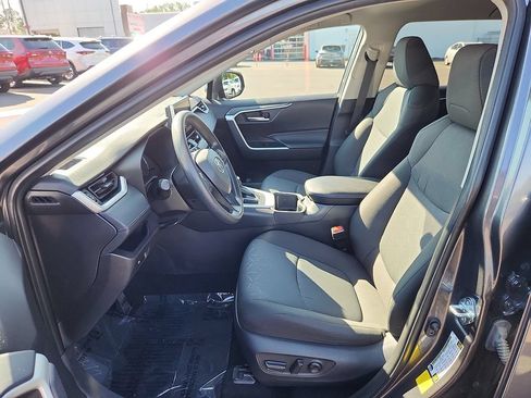 Certified 2025 Toyota RAV4 XLE FWD image 14