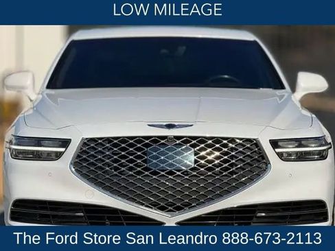Used 2021 Genesis G90 5.0 Ultimate image 3