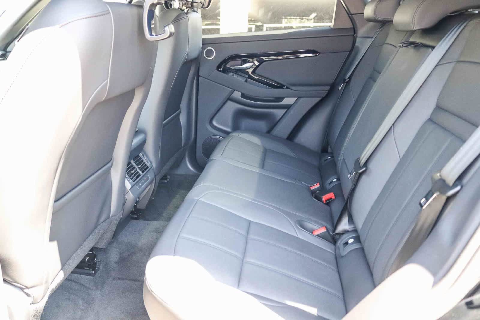 New 2026 Land Rover Range Rover Evoque S AWD/4WD image 16