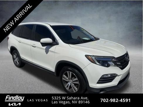 Used 2018 Honda Pilot EX image 4