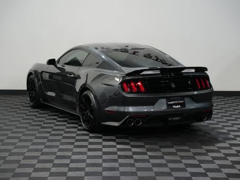 Used 2019 Ford Mustang Shelby GT350 w/ Technology Package image 8