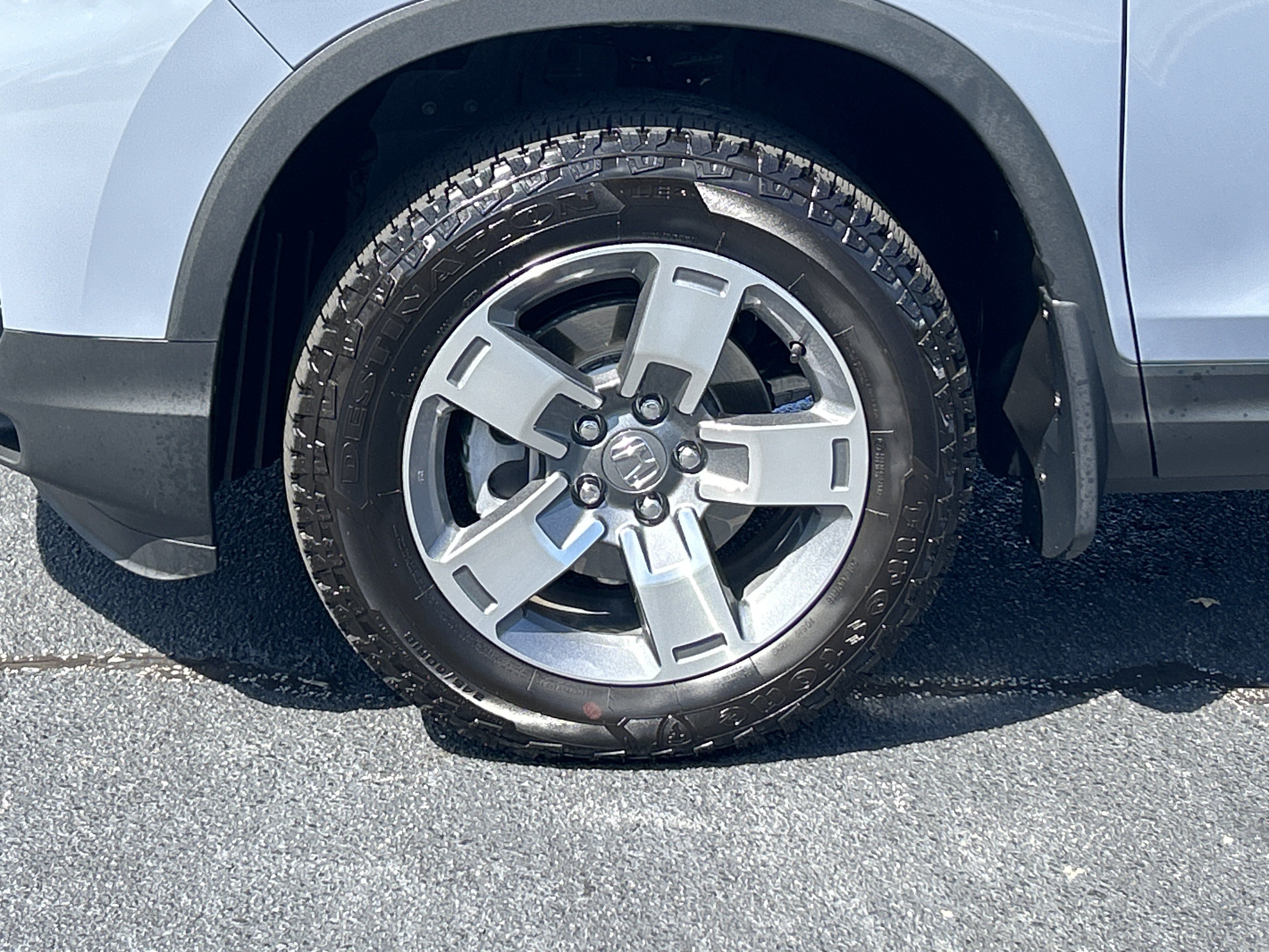 Certified 2024 Honda Ridgeline RTL image 32