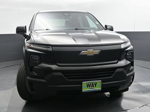 Used 2024 Chevrolet Silverado EV W/T AWD/4WD image 35