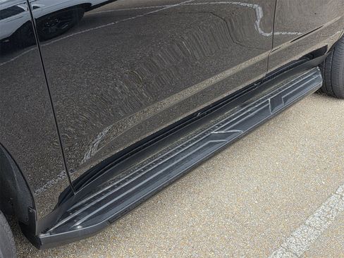 New 2025 Chevrolet Tahoe 2WD image 7