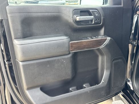 Used 2021 GMC Sierra 1500 SLT RWD image 3