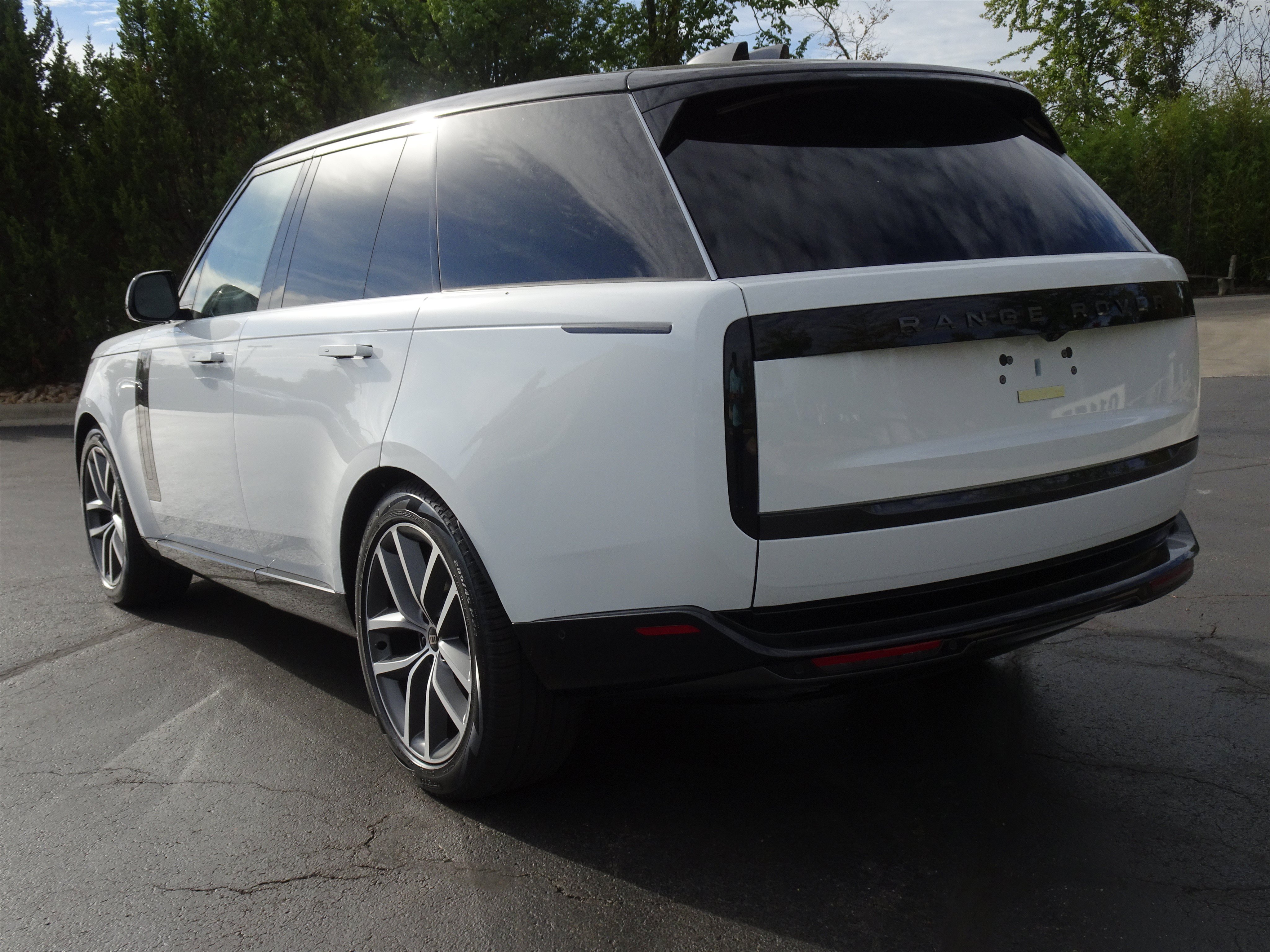 New 2027 Land Rover Range Rover SE AWD/4WD image 8