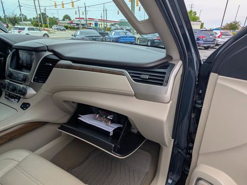 Used 2019 GMC Yukon Denali w/ Open Road Package AWD/4WD image 25