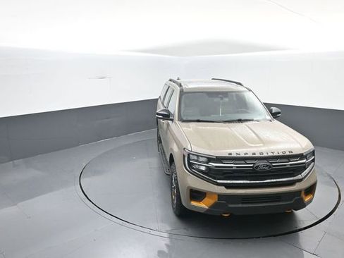 New 2026 Ford Expedition Tremor image 25