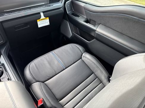 New 2026 Ford F250 Platinum AWD/4WD image 16