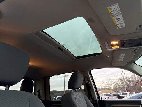 Used 2017 RAM 1500 Outdoorsman image 11