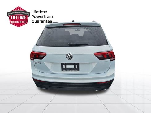 Used 2019 Volkswagen Tiguan SE w/ Panoramic Sunroof Package FWD image 8