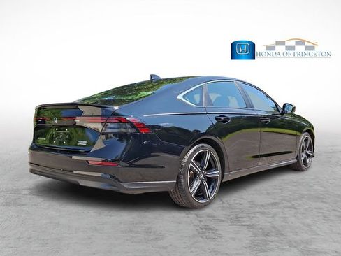 Certified 2025 Honda Accord Sport image 6