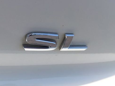 Used 2023 Nissan Pathfinder SL FWD image 41
