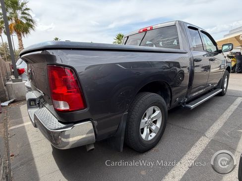 Used 2017 RAM 1500 ST w/ SXT Appearance Group RWD image 3