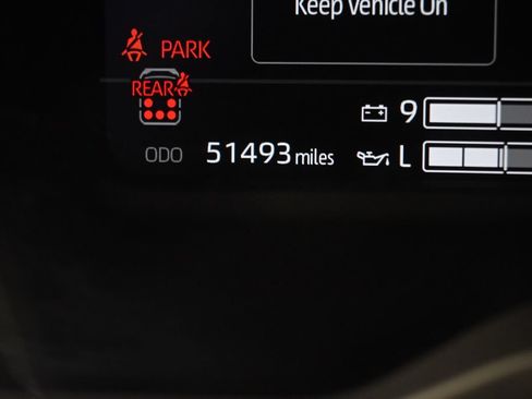Used 2023 Toyota Sequoia Capstone AWD/4WD image 27