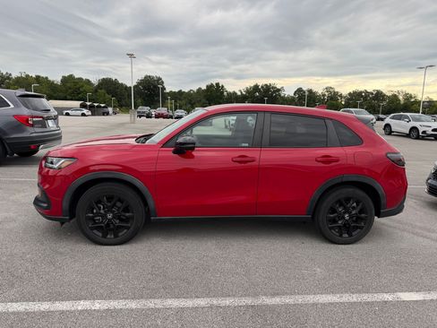 Used 2024 Honda HR-V Sport image 2