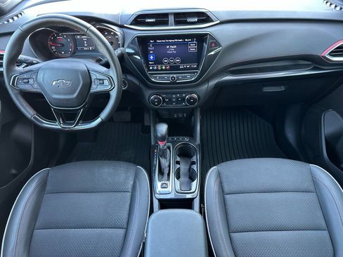Used 2023 Chevrolet TrailBlazer RS w/ Convenience Package image 12