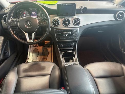 Used 2015 Mercedes-Benz GLA 250 image 8