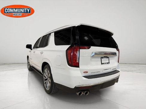 Used 2021 GMC Yukon Denali w/ Denali Premium Package image 5