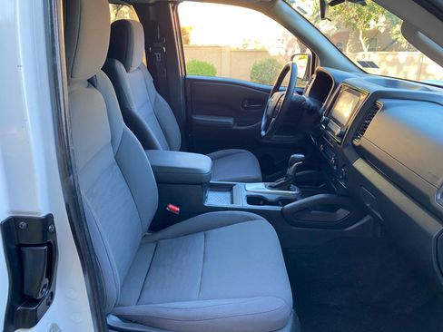 Used 2022 Nissan Frontier S AWD/4WD image 39
