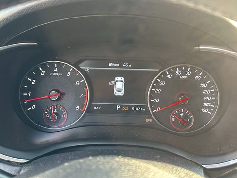 Used 2023 Kia Stinger GT2 AWD/4WD image 17